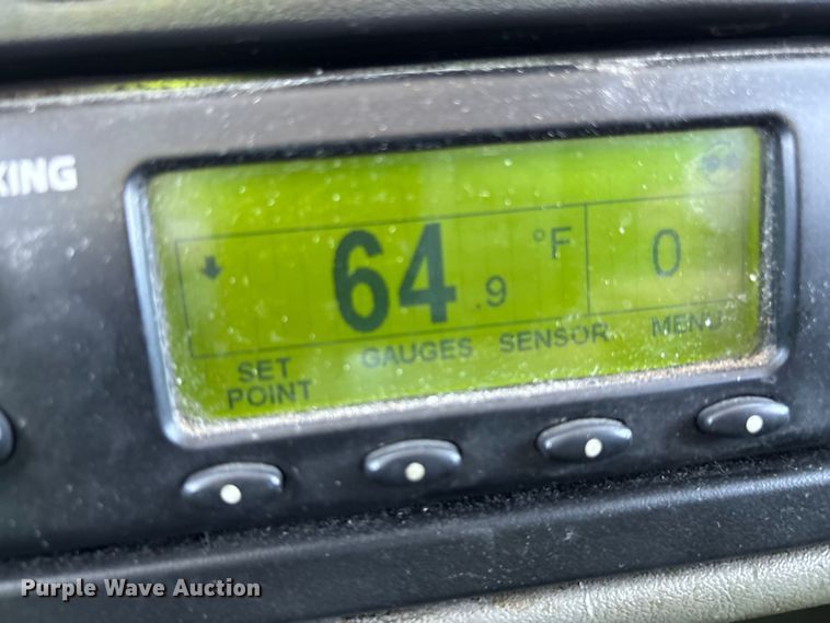 image for item YA3361 2019 International 4300 refrigerated truck