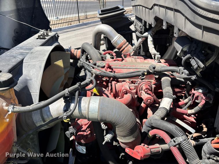 image for item YA3361 2019 International 4300 refrigerated truck