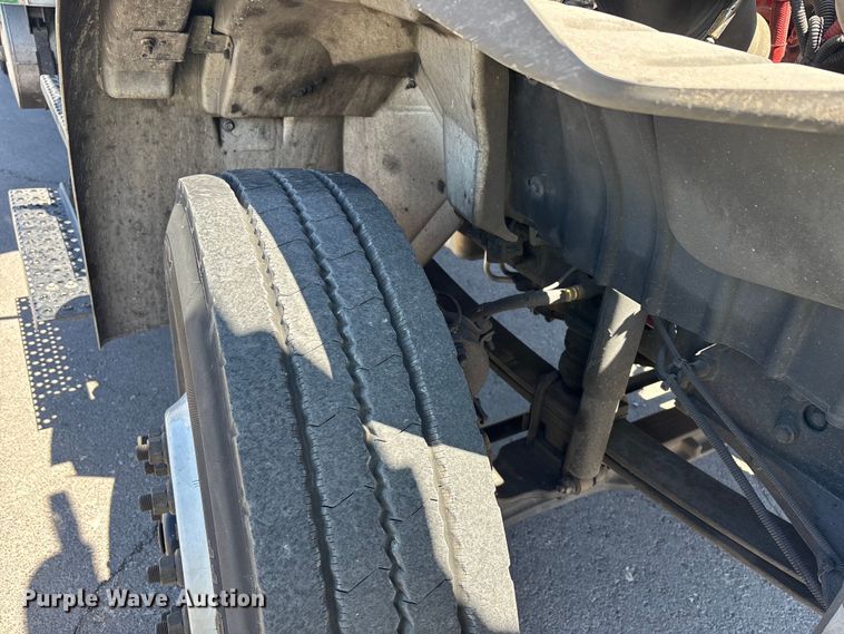 image for item YA3361 2019 International 4300 refrigerated truck