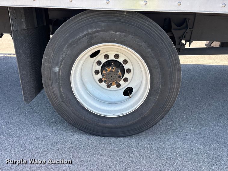 image for item YA3361 2019 International 4300 refrigerated truck