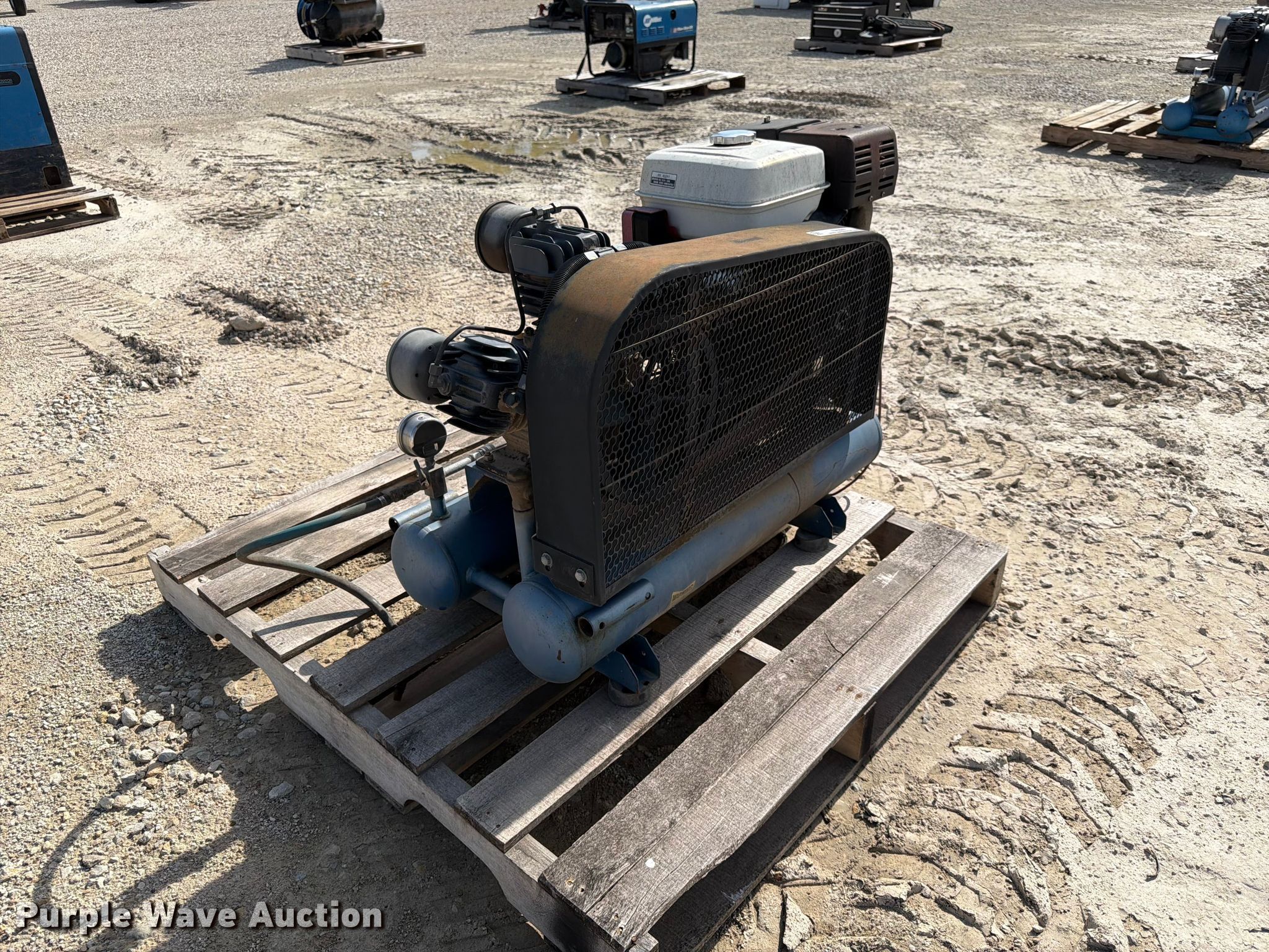 2005 Puma PUK-8008G air compressor in Wamego, KS | Item EX5509 for