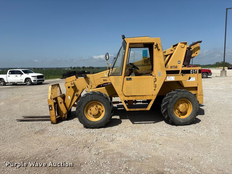 image for item DO5245 Caterpillar RT50 telehandler