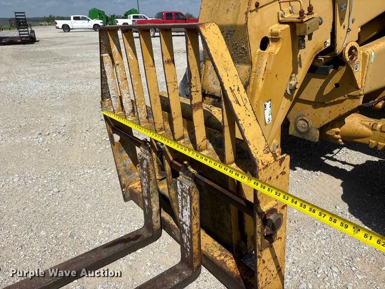 image for item DO5245 Caterpillar RT50 telehandler