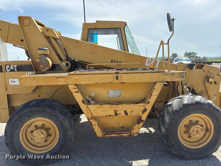 image for item DO5245 Caterpillar RT50 telehandler