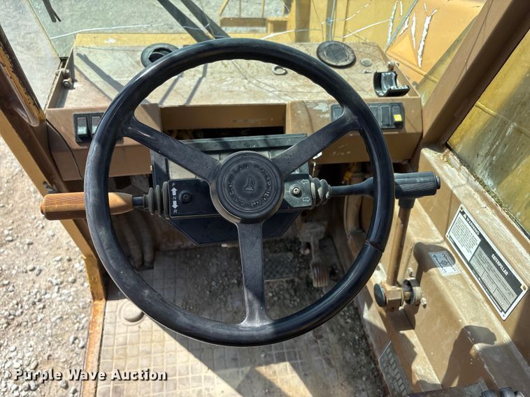 image for item DO5245 Caterpillar RT50 telehandler