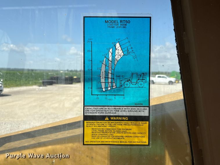 image for item DO5245 Caterpillar RT50 telehandler