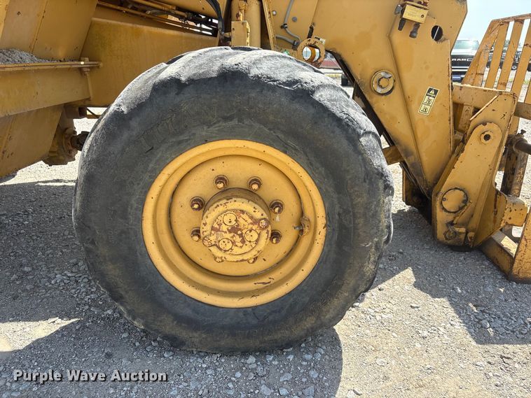 image for item DO5245 Caterpillar RT50 telehandler