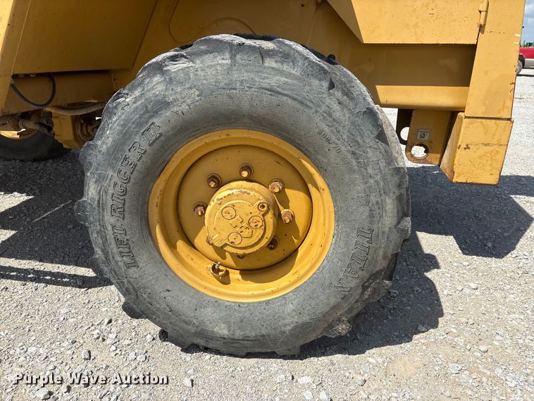 image for item DO5245 Caterpillar RT50 telehandler