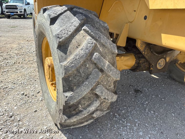 image for item DO5245 Caterpillar RT50 telehandler