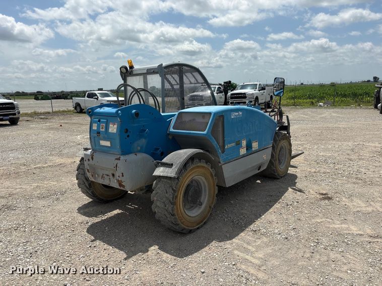 image for item DO5247 2014 Genie GTH-5519 telehandler