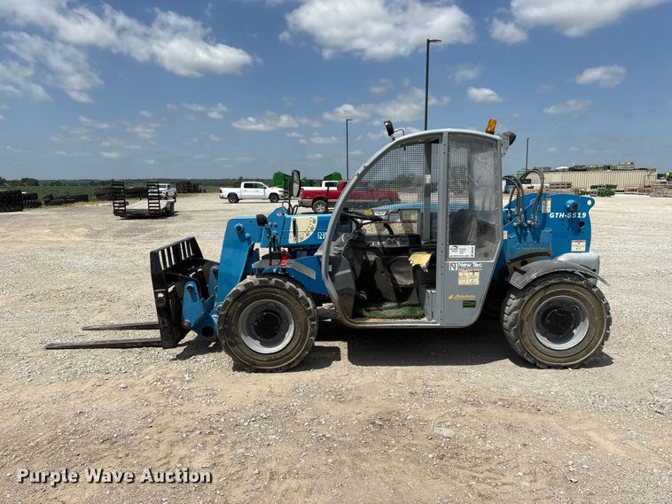 image for item DO5247 2014 Genie GTH-5519 telehandler