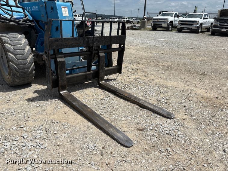 image for item DO5247 2014 Genie GTH-5519 telehandler