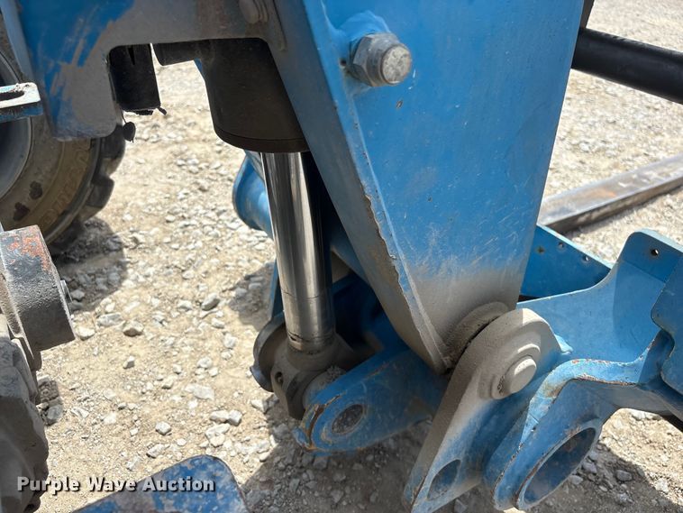 image for item DO5247 2014 Genie GTH-5519 telehandler