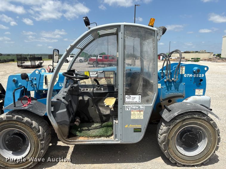 image for item DO5247 2014 Genie GTH-5519 telehandler