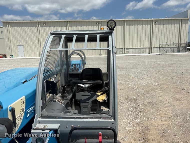 image for item DO5247 2014 Genie GTH-5519 telehandler