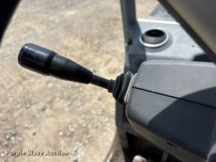 image for item DO5247 2014 Genie GTH-5519 telehandler