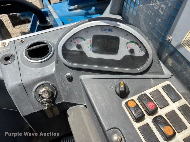 image for item DO5247 2014 Genie GTH-5519 telehandler