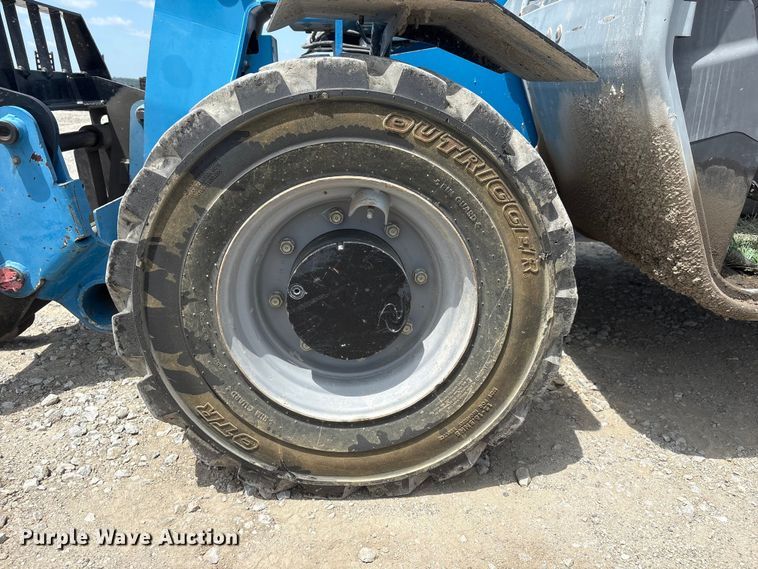 image for item DO5247 2014 Genie GTH-5519 telehandler