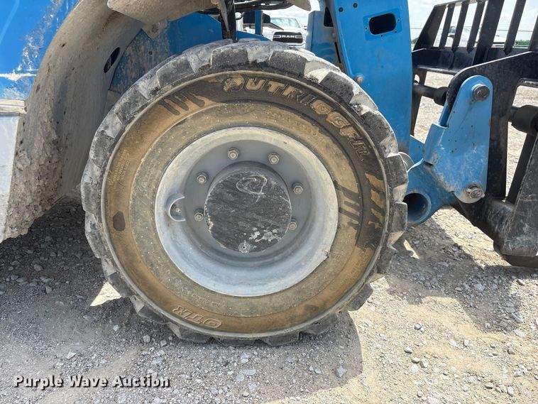 image for item DO5247 2014 Genie GTH-5519 telehandler