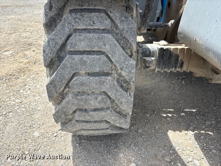 image for item DO5247 2014 Genie GTH-5519 telehandler