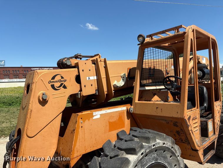 image for item DO5252 2000 Lull 844C-42 telehandler