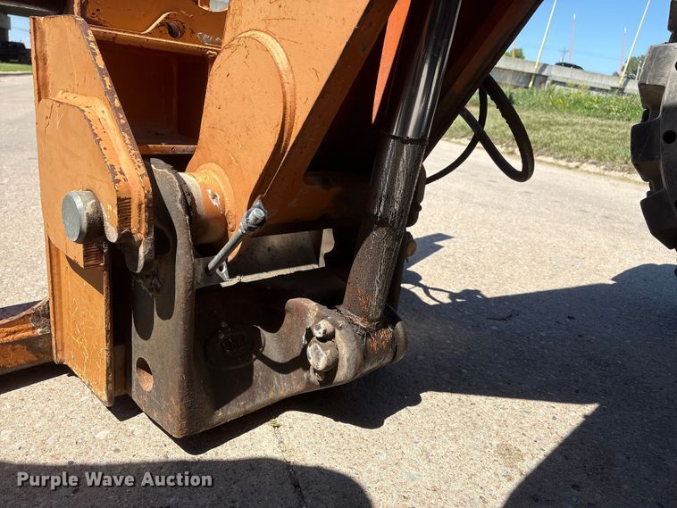 image for item DO5252 2000 Lull 844C-42 telehandler