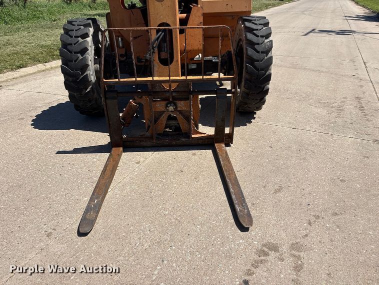 image for item DO5252 2000 Lull 844C-42 telehandler