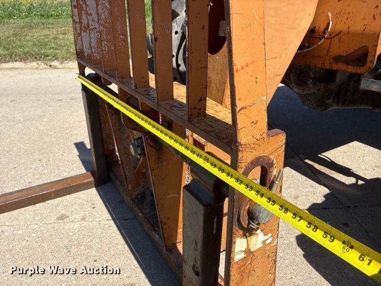 image for item DO5252 2000 Lull 844C-42 telehandler