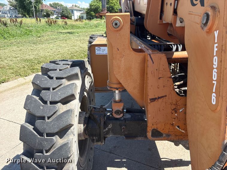 image for item DO5252 2000 Lull 844C-42 telehandler