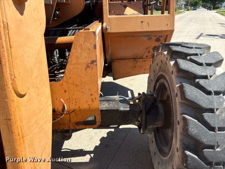 image for item DO5252 2000 Lull 844C-42 telehandler