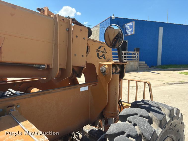image for item DO5252 2000 Lull 844C-42 telehandler