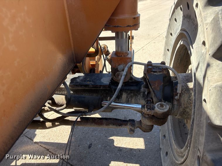 image for item DO5252 2000 Lull 844C-42 telehandler