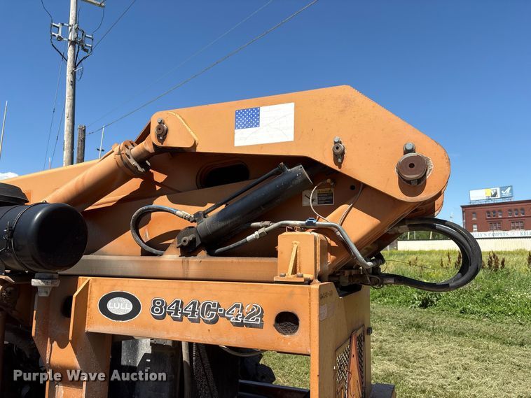 image for item DO5252 2000 Lull 844C-42 telehandler