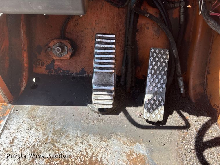 image for item DO5252 2000 Lull 844C-42 telehandler