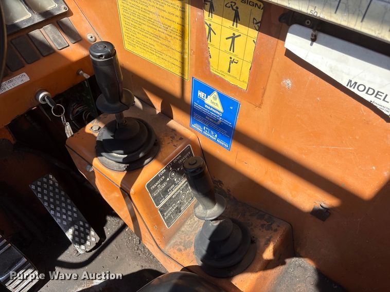 image for item DO5252 2000 Lull 844C-42 telehandler