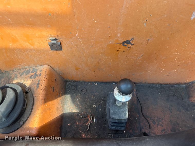 image for item DO5252 2000 Lull 844C-42 telehandler