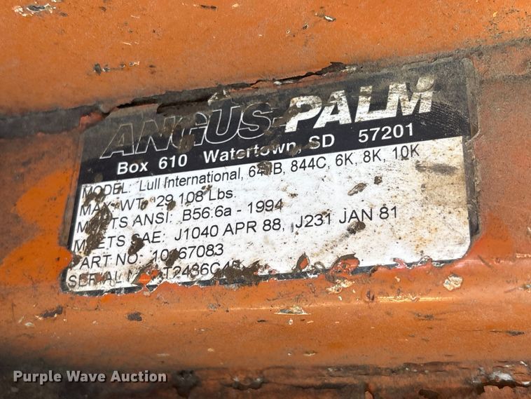 image for item DO5252 2000 Lull 844C-42 telehandler