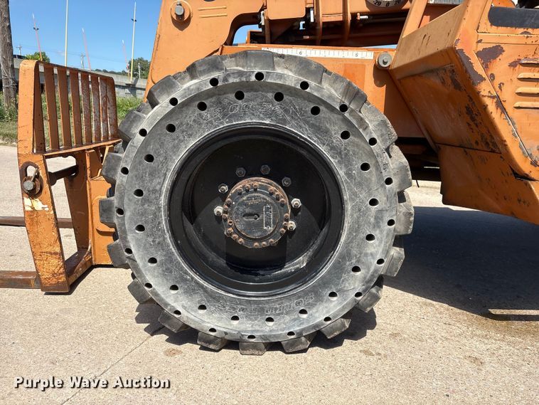 image for item DO5252 2000 Lull 844C-42 telehandler