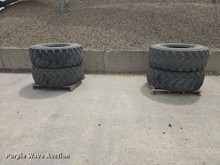 image for item DP8943 (4) 20.5R25 Michelin XHA2 tires