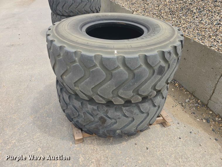 image for item DP8943 (4) 20.5R25 Michelin XHA2 tires