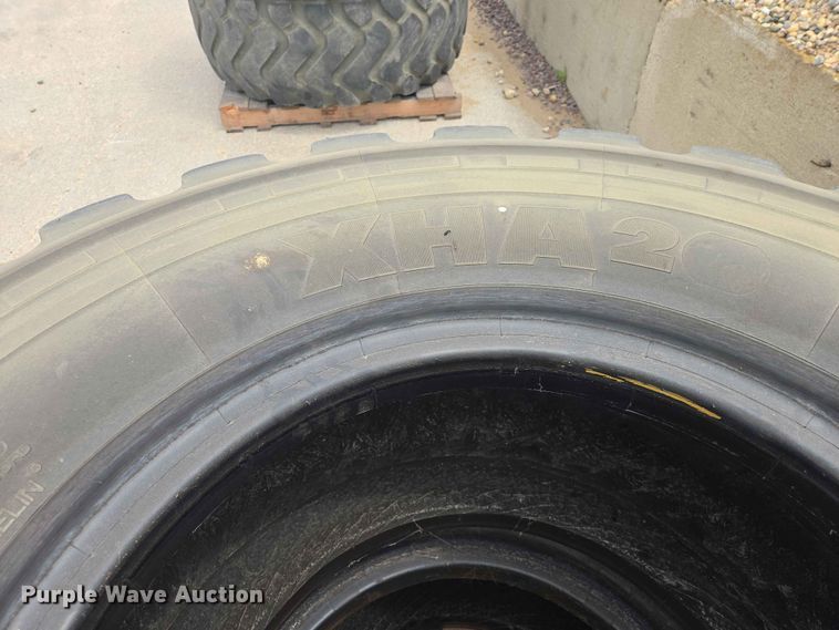 image for item DP8943 (4) 20.5R25 Michelin XHA2 tires