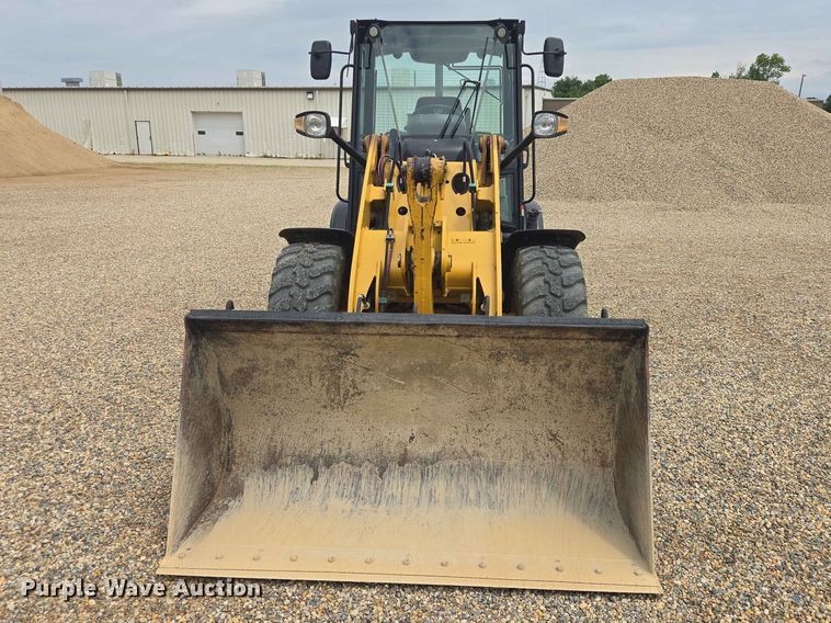 image for item DP8944 2019 Caterpillar 906M wheel loader