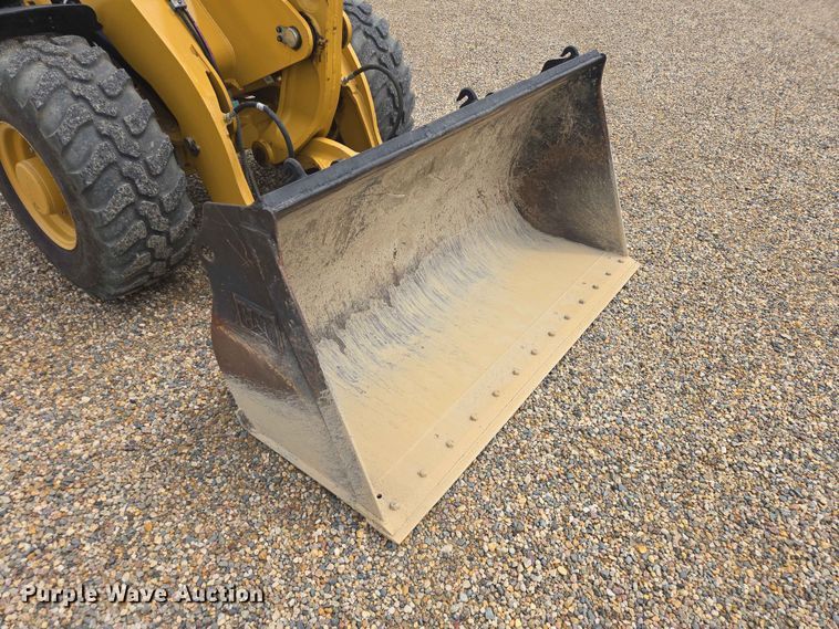 image for item DP8944 2019 Caterpillar 906M wheel loader