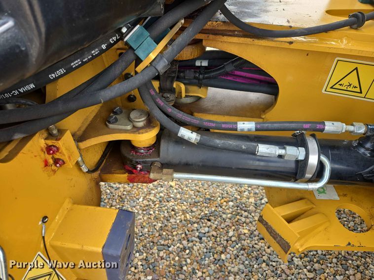 image for item DP8944 2019 Caterpillar 906M wheel loader