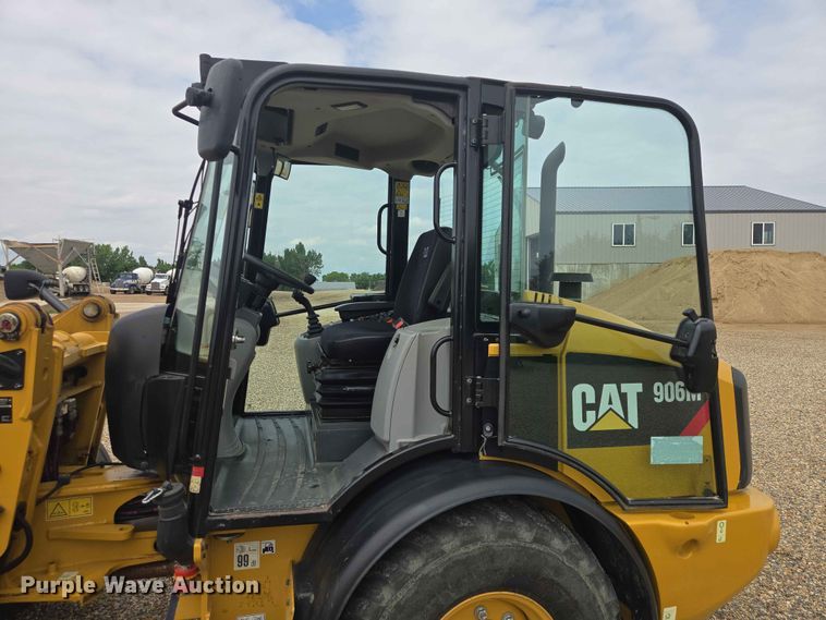 image for item DP8944 2019 Caterpillar 906M wheel loader