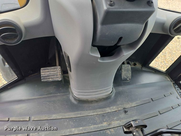 image for item DP8944 2019 Caterpillar 906M wheel loader