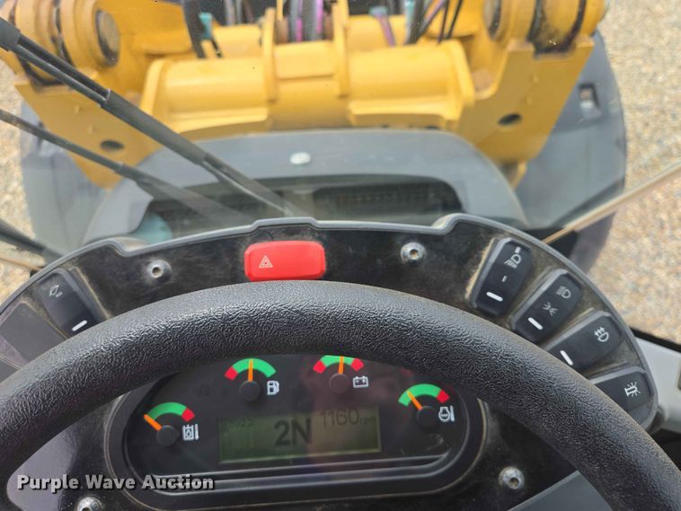 image for item DP8944 2019 Caterpillar 906M wheel loader