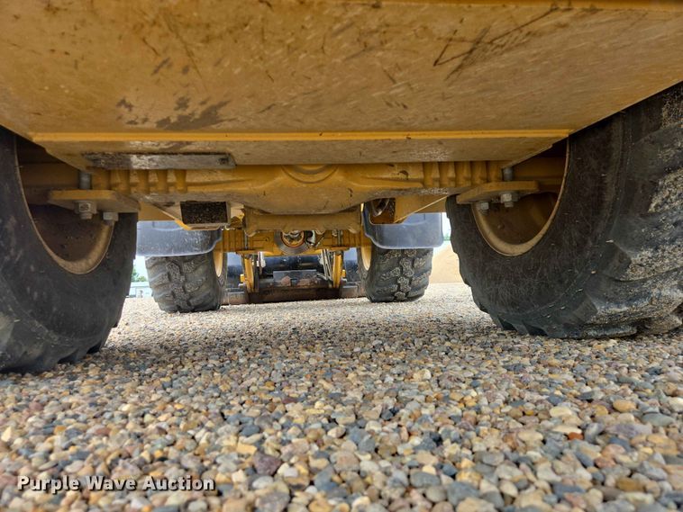 image for item DP8944 2019 Caterpillar 906M wheel loader