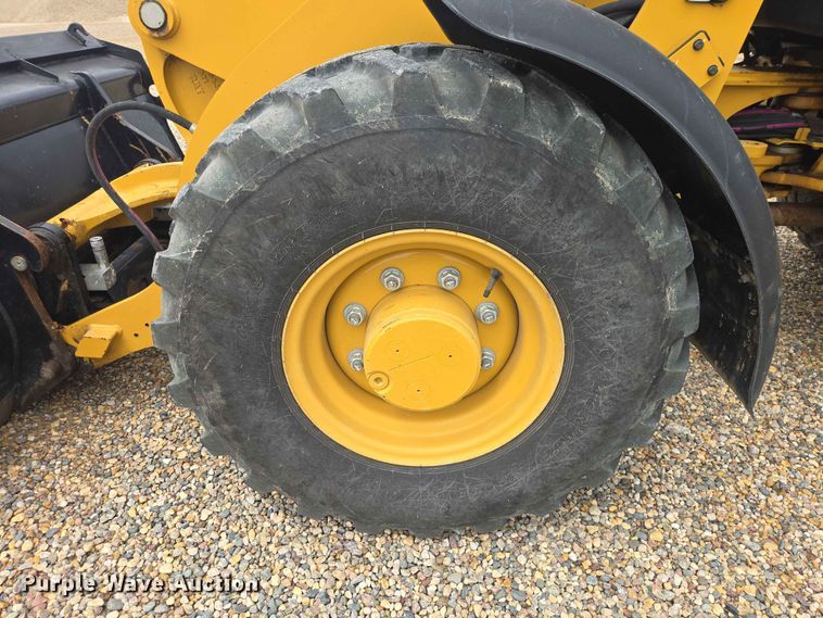 image for item DP8944 2019 Caterpillar 906M wheel loader