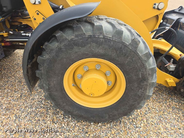 image for item DP8944 2019 Caterpillar 906M wheel loader